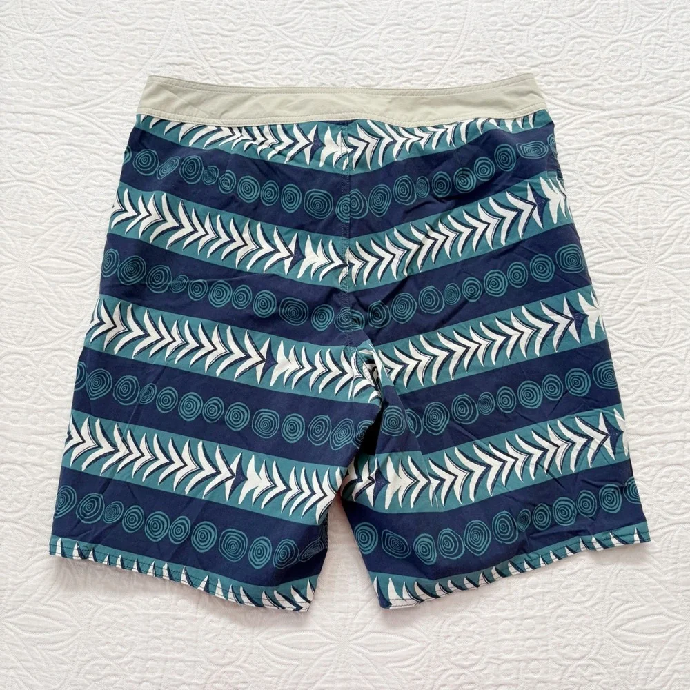 Patagonia Men's Stretch Wavefarer Boardshorts, Tree Rings Stone Blue Sz 36
